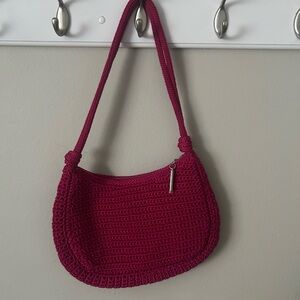 Elegant Pink Knit Shoulder Bag